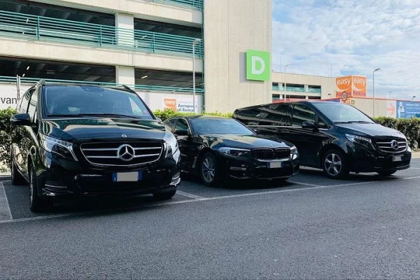 Privat transfer från Nynäshamns hamn till Stockholm Arlanda flygplats