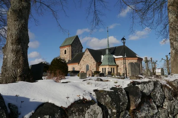 Medeltida skröck, odöda och folktro - stadsvandring Vallentuna