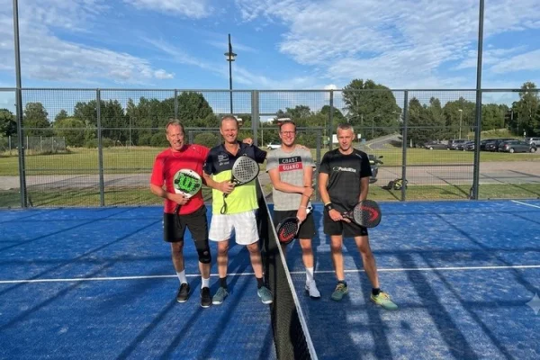 Padel & Tenniskliniker Töreboda