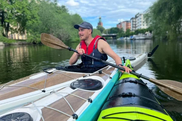 Introduktion till kajakpaddling med naturskön tur i Stockholms city