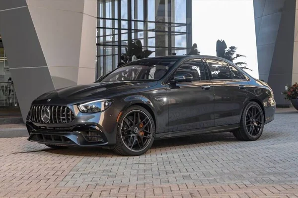 Ankomst Privat Transfer från Stockholms hamn till Stockholm City med Business Car