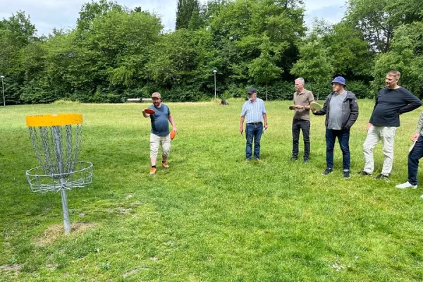 Guidad discgolfrunda med instruktioner