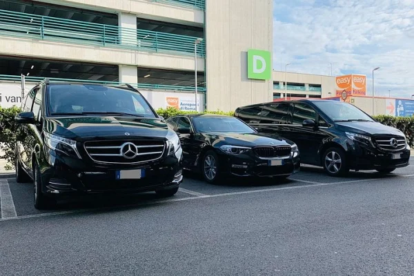 Privat transfer från Gothenburg Airport (GOT) till Gothenburg Port