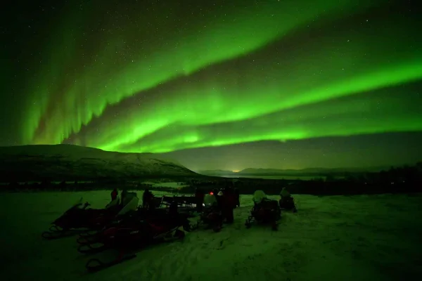 Abisko: Jakt på norrsken med snöskoter
