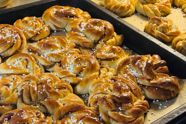 Stockholm: Bakkurs i svenska kanelbullar med en lokalinvånare