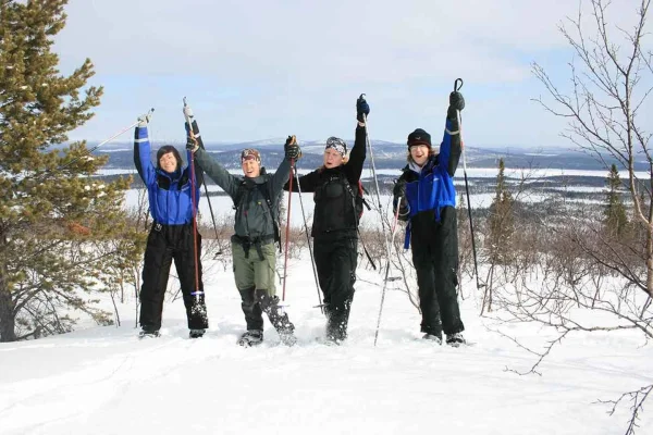 Kiruna: Snöskovandring med varm dryck och smörgås