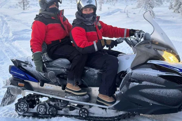 Kiruna: Snöskotertur med gulaschsoppa