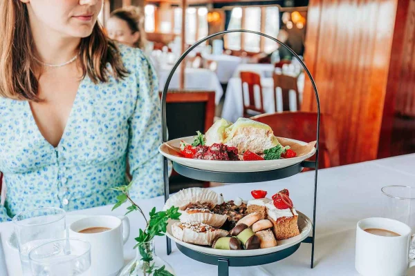 Göteborg: skärgårdskryssning med svensk fika (guidad)
