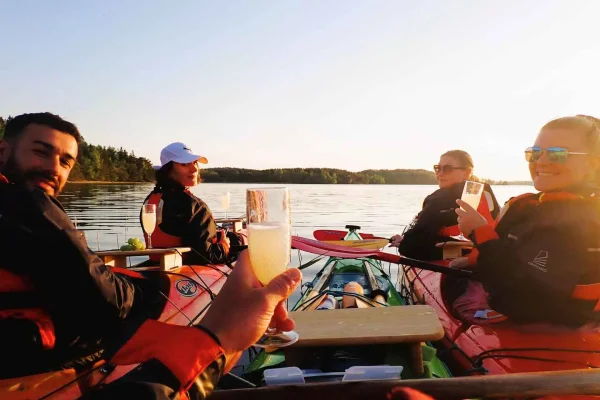 Kajak i Stockholm: Kajakpaddling i skärgården & Toast on the Water i solnedgången
