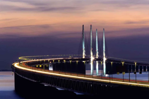 Från Köpenhamn: Självguidad tur i Malmö med transportbiljett