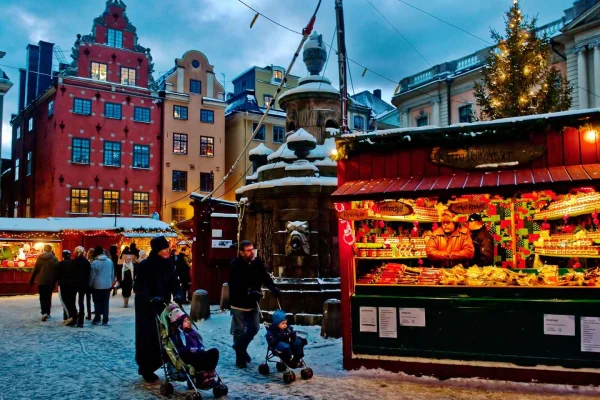 Stockholm julrundvandring: Ljus, marknad och smakprovning