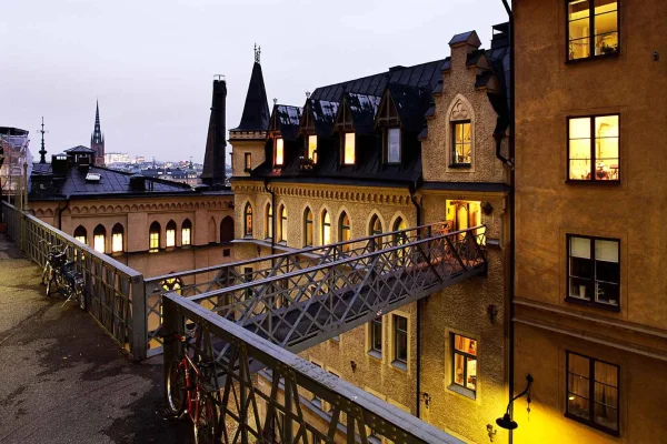 Stockholm – Svensk fikatur och tunnelbanekonst