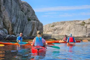 Fjällbackas skärgård: 2-dagars kajakpaddling med camping