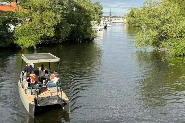 Stockholm: Privat solcellsdriven båttur med kapten