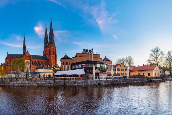 Från Stockholm: Privat dagsutflykt till Uppsala och Sigtuna