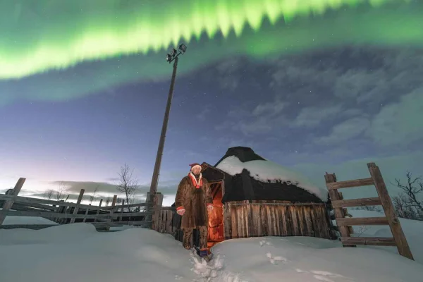 Abisko: Samisk konsert och norrskenstur med foton