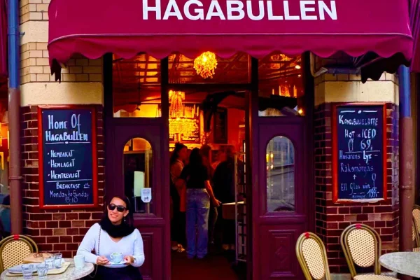 Göteborg: Privat dagstur till Universeum och Haga med guide