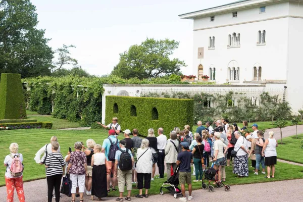 Öland: Guidad tur i Sollidens slottsträdgårdar