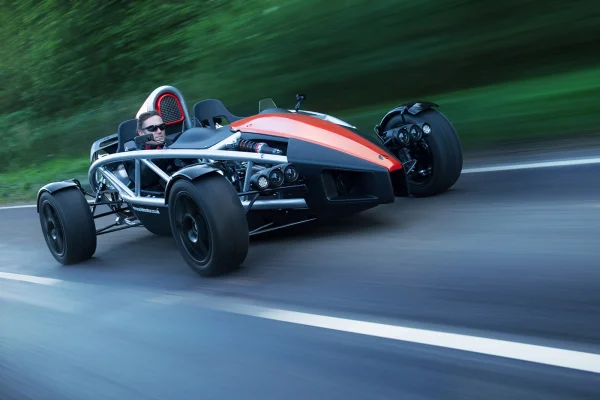 Kör Ariel Atom Premium