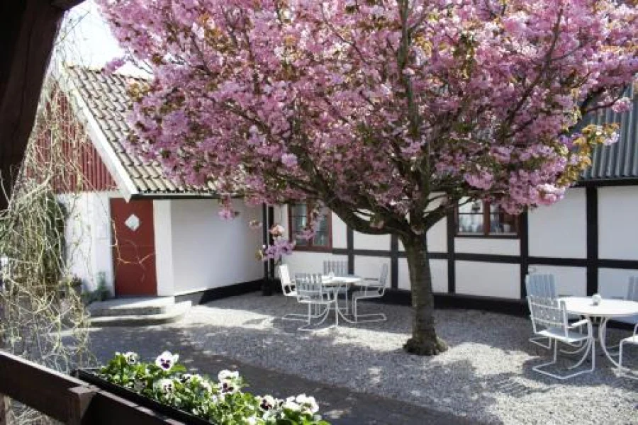 Landet Bed and Breakfast