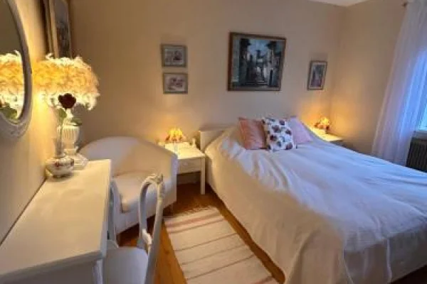 Dahlias Bed & Breakfast