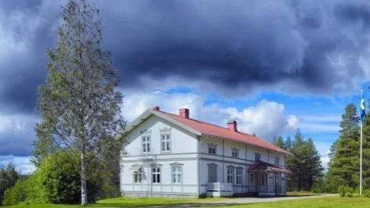 Lantlivlodge i Österjörn -Herrgård