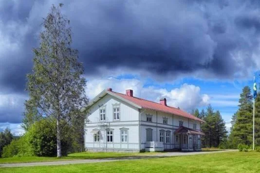 Lantlivlodge i Österjörn -Herrgård