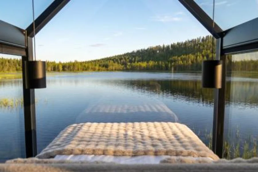 Sāmeland Retreat, Mirrored Glass Cabins, Swedish Lapland