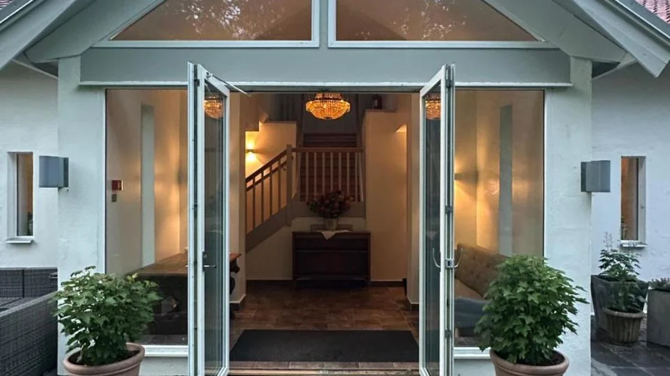 Kronovall Park Residence