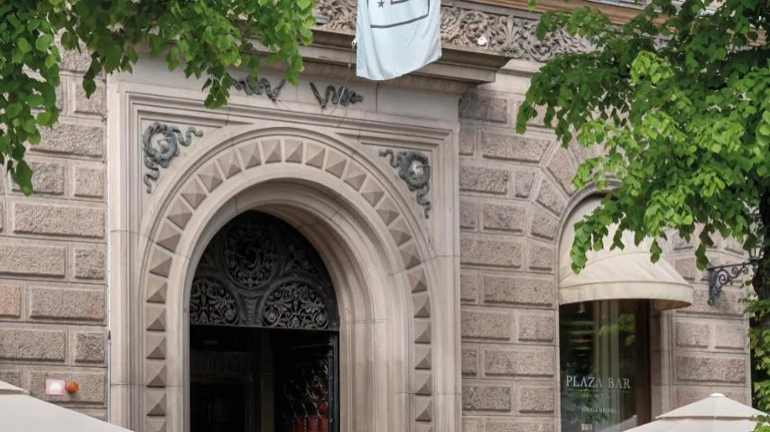 Elite Plaza Hotel