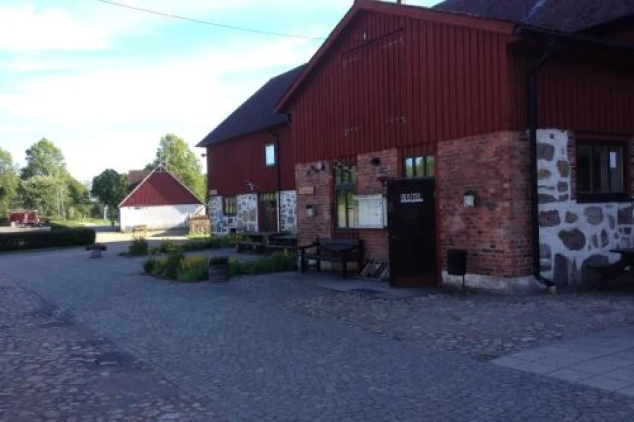 Hässleholmsgårdens Vandrarhem