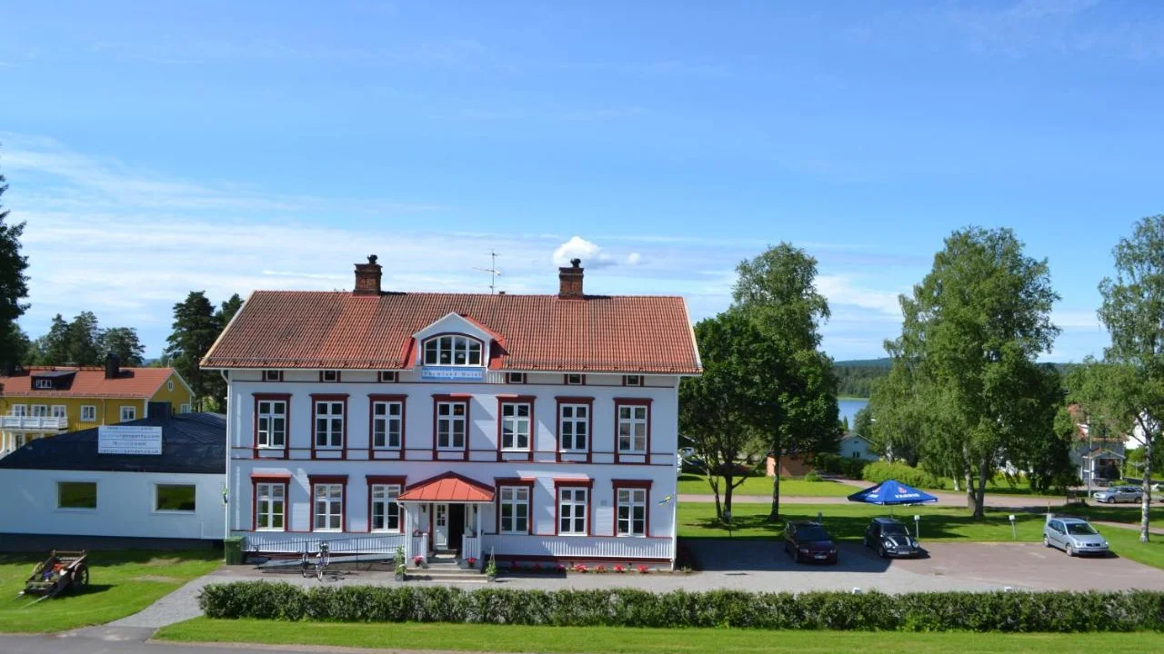 Varmland Hotel