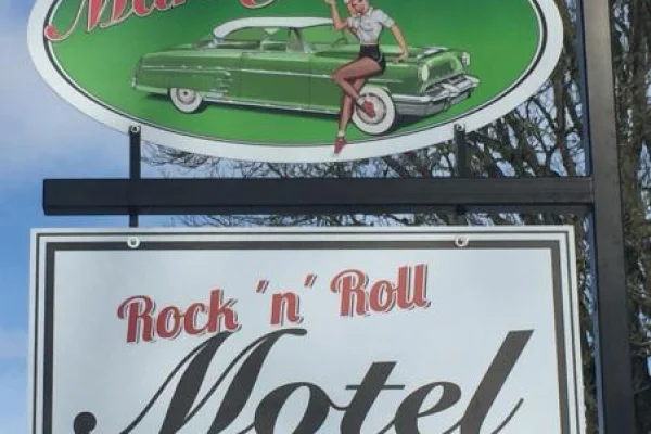 Mandy's Inn
