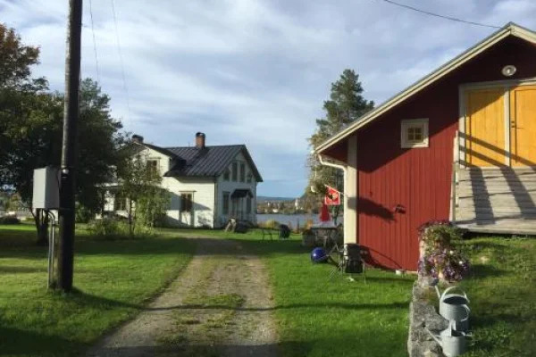 Höglunda Gård B&B Lantgård