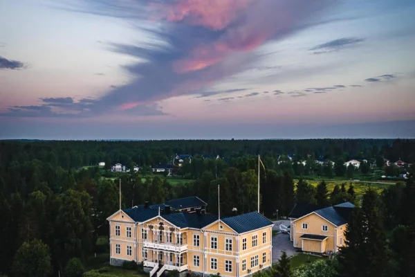 Filipsborg, the Arctic Mansion