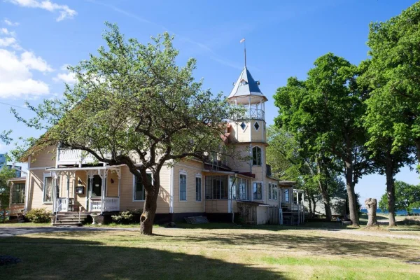 Warfsholm
