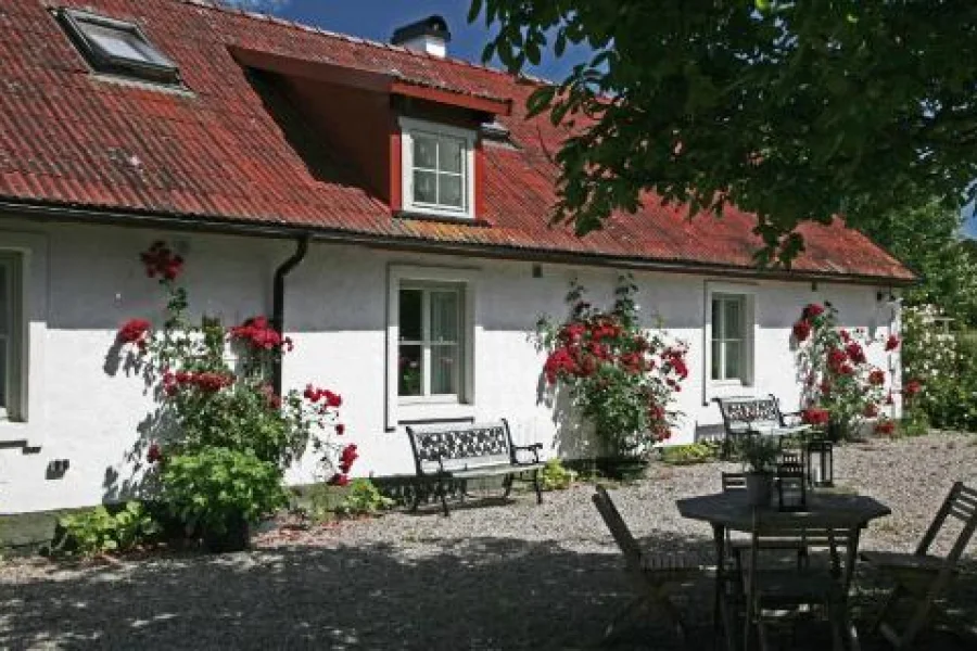 Stenrosgården
