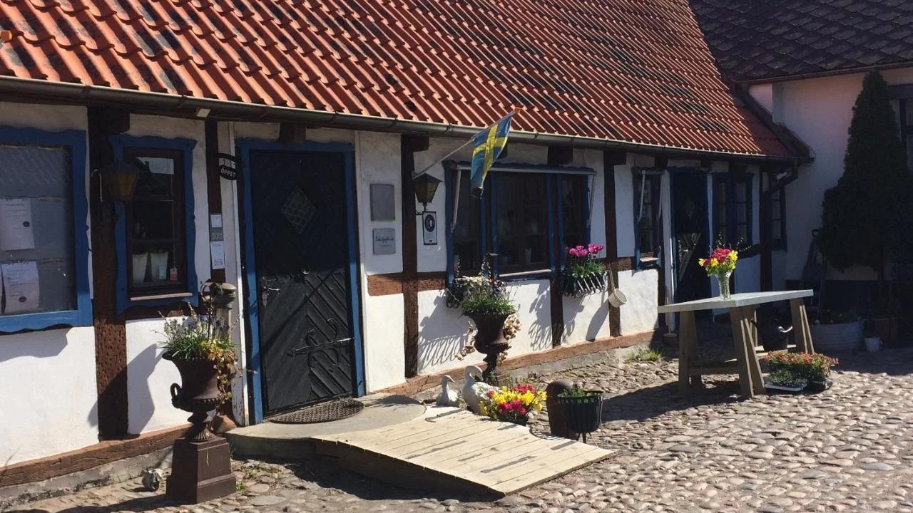 Tunneberga Gästgifvaregård