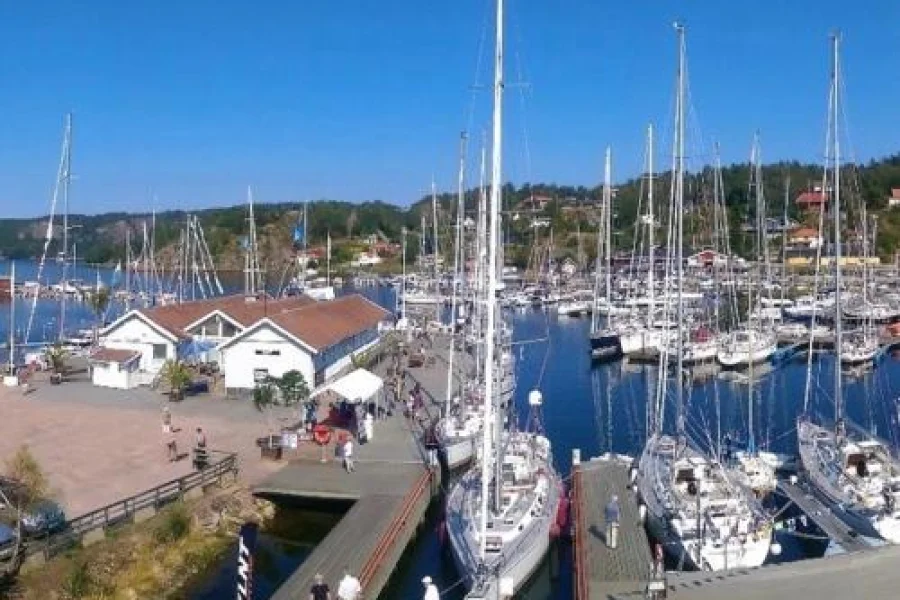 Henåns Hostel in the Marina