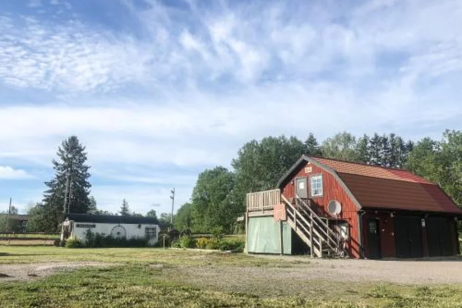 Rialahästgård