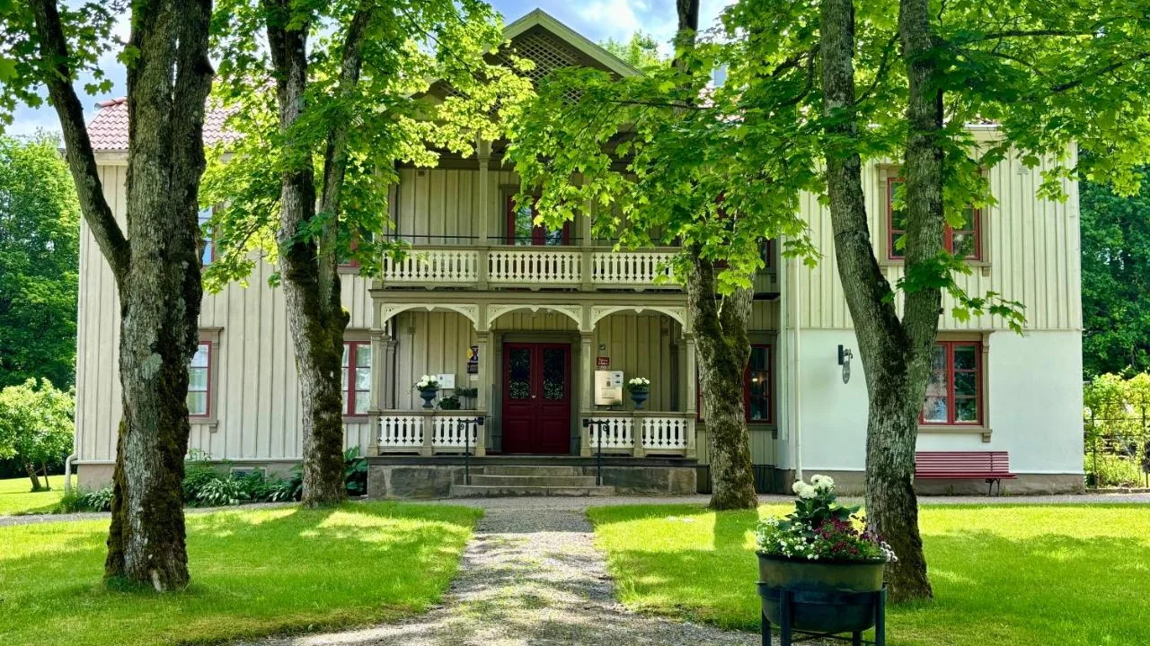 Lydde Gård