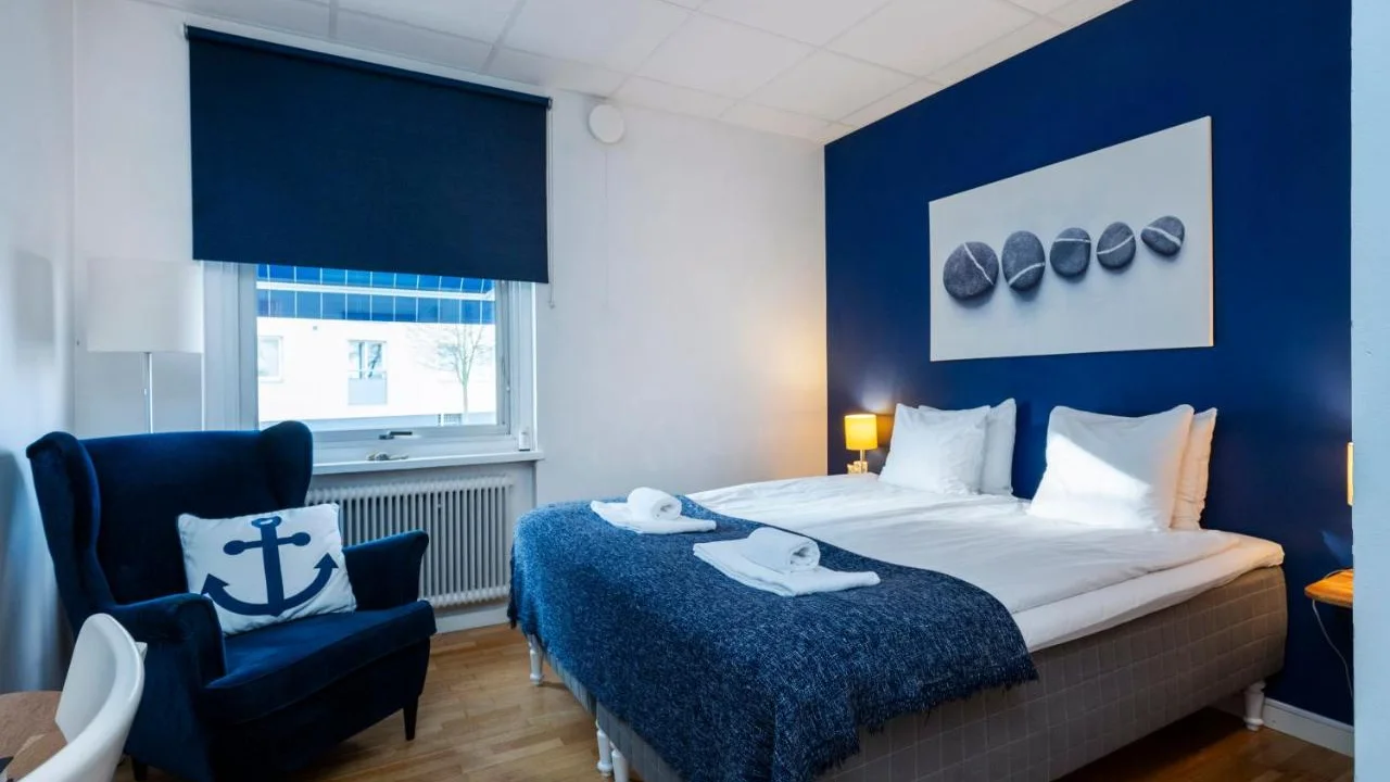 Port Hotel