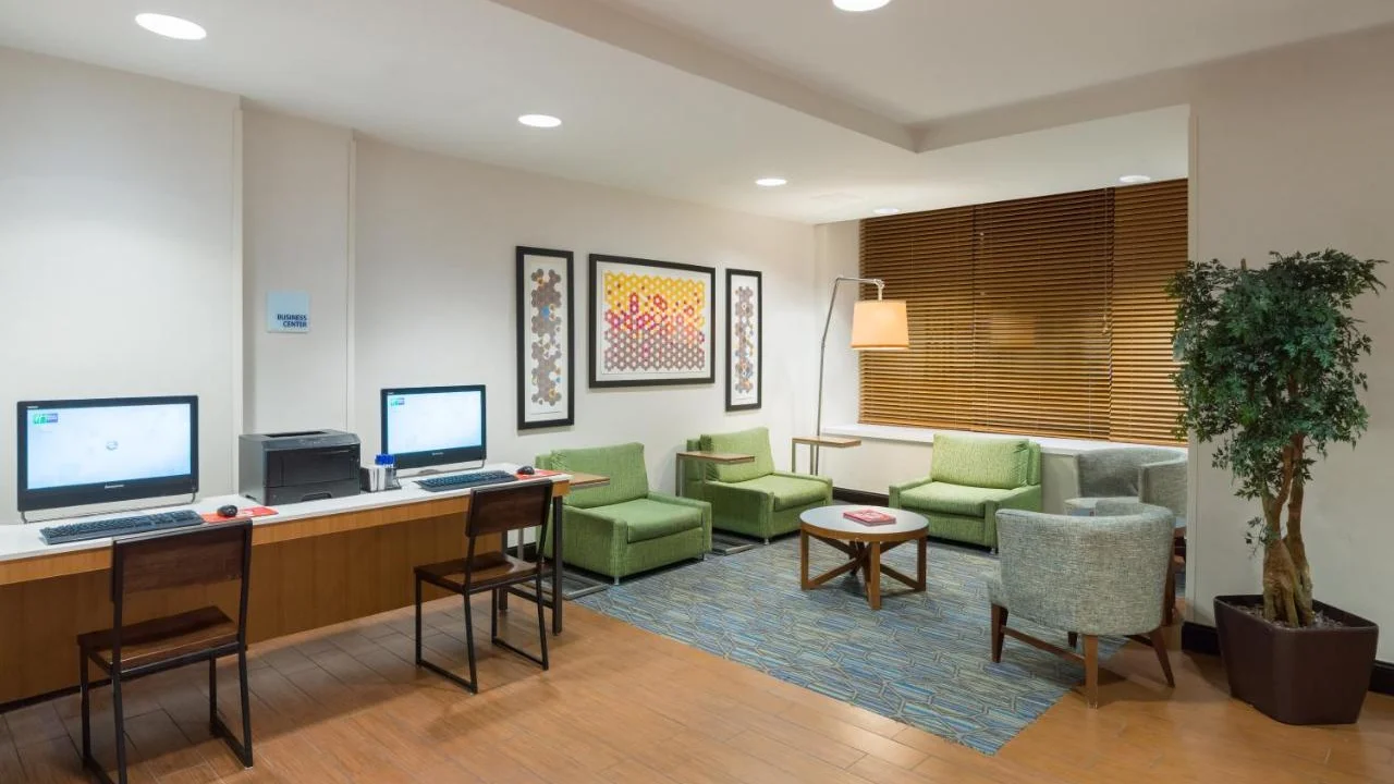Holiday Inn Express - Times Square by IHG