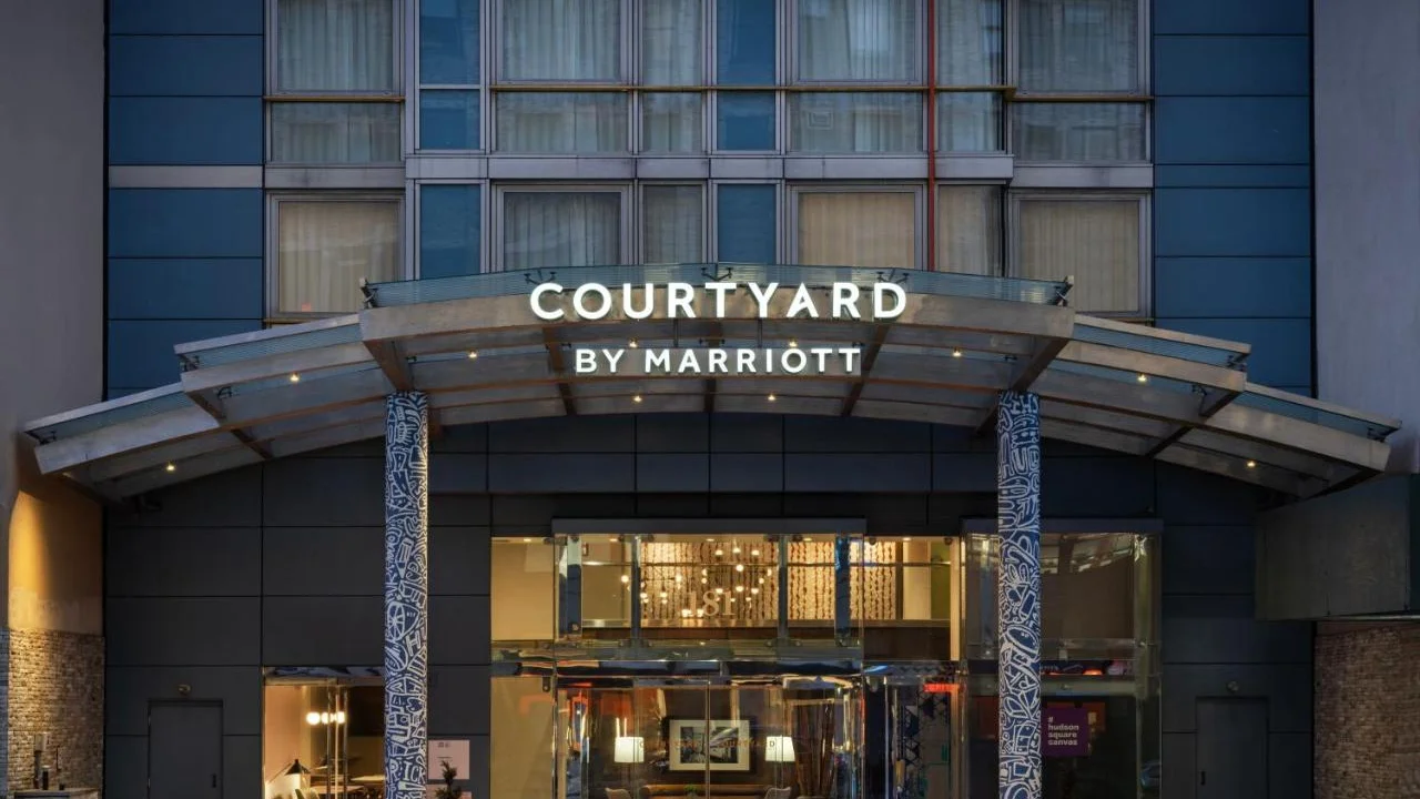 Courtyard by Marriott New York Manhattan / Soho
