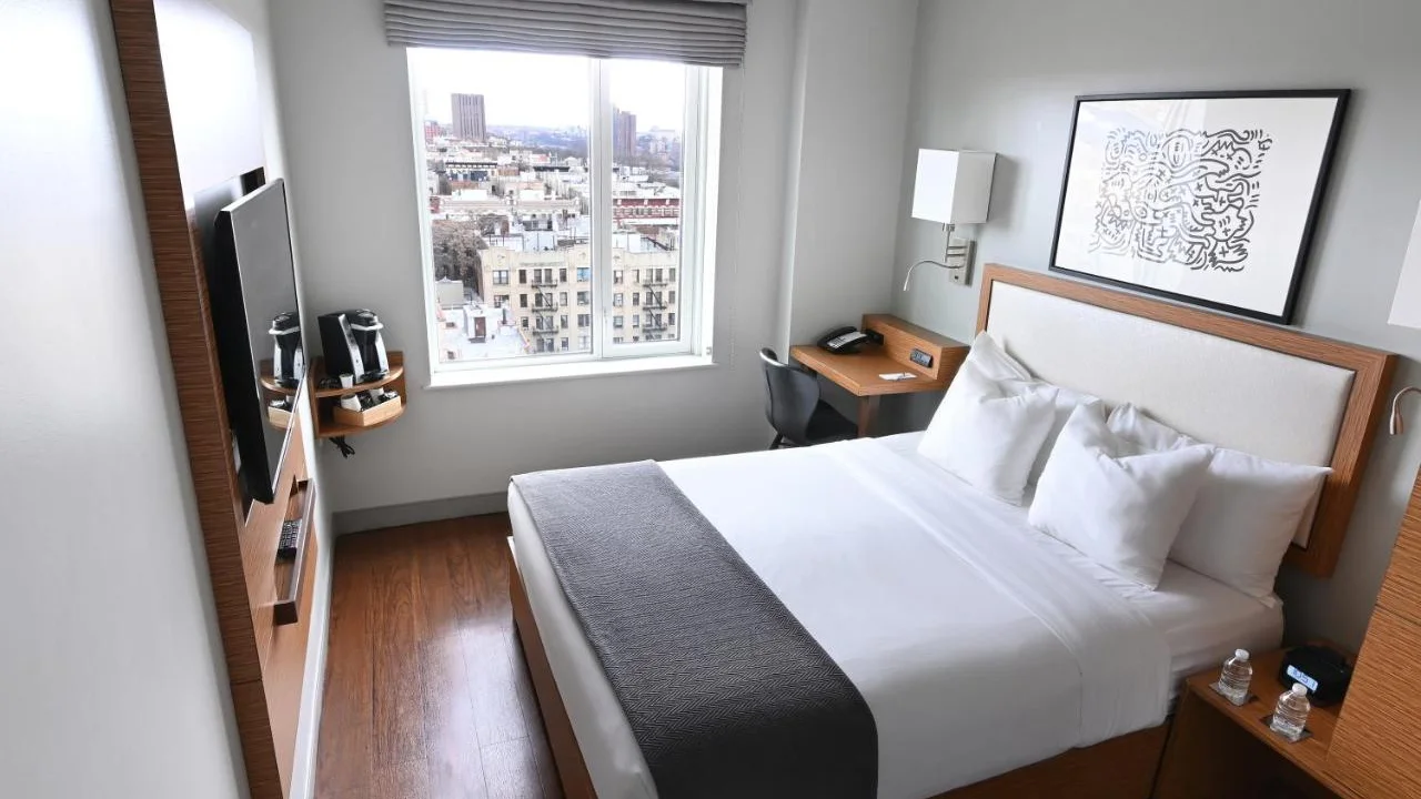 Edge Hotel Washington Heights