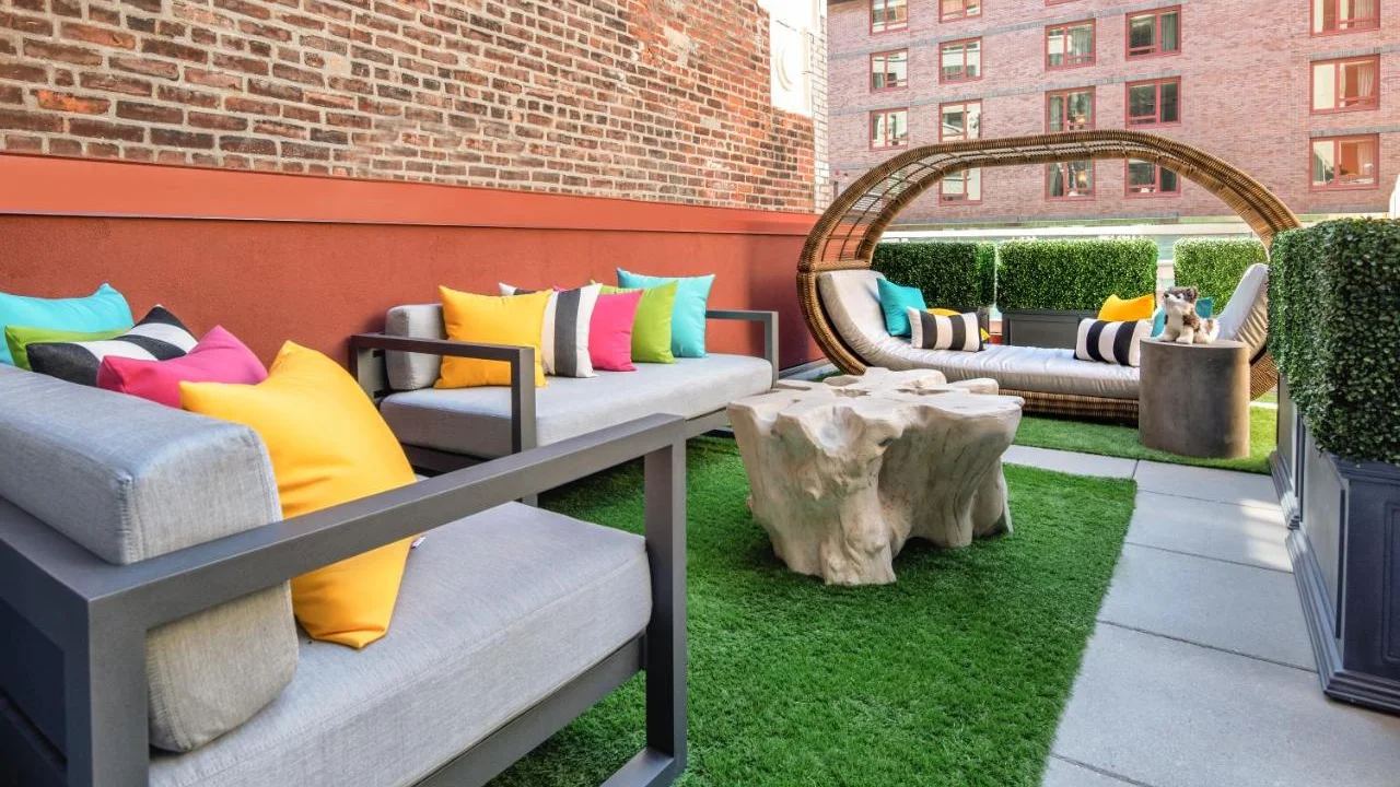 Staypineapple, An Artful Hotel, Midtown New York