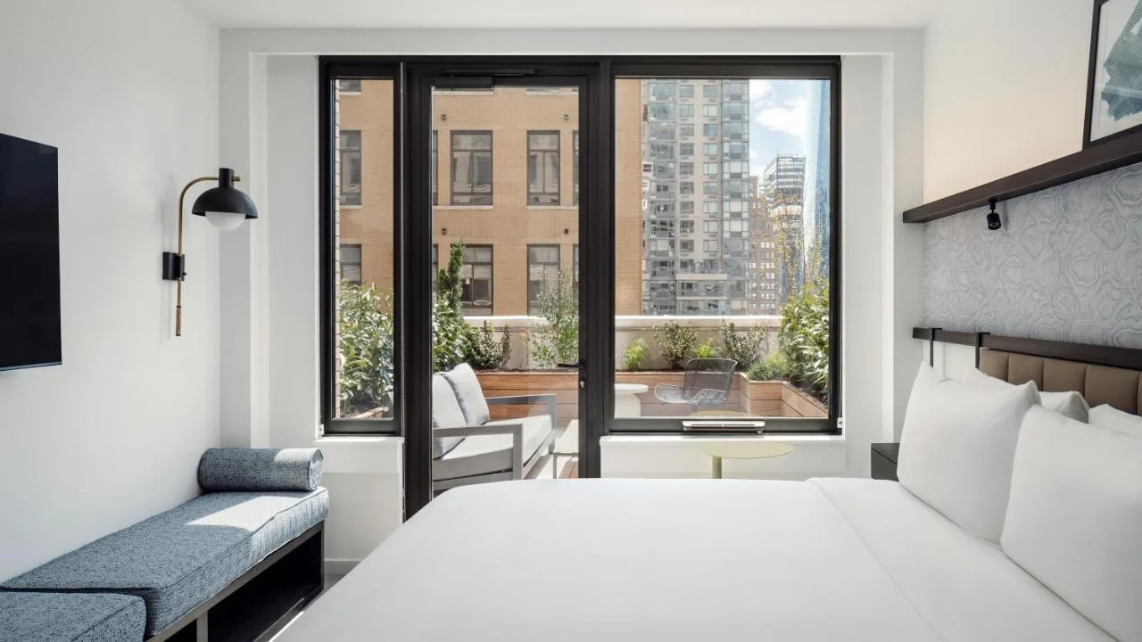Arlo Midtown