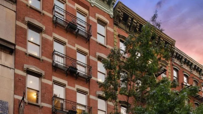 The Historic Blue Moon Hotel - NYC