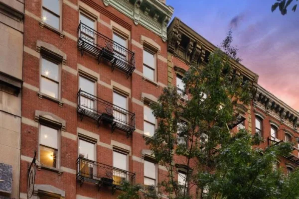 The Historic Blue Moon Hotel - NYC