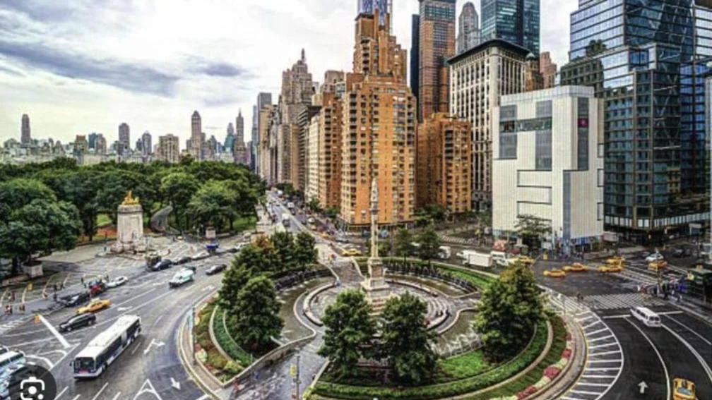 Lavish Columbus Circle Apartment by Central Park & Times Square